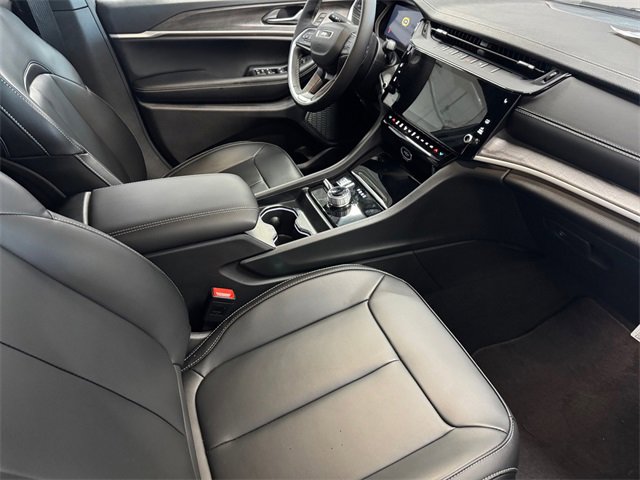 New 2026 Jeep Grand Cherokee L Limited image 4