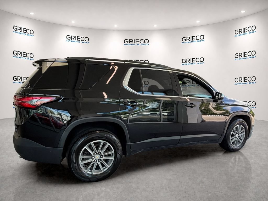 Used 2023 Chevrolet Traverse LT w/ Rear Camera Mirror Package AWD/4WD image 14
