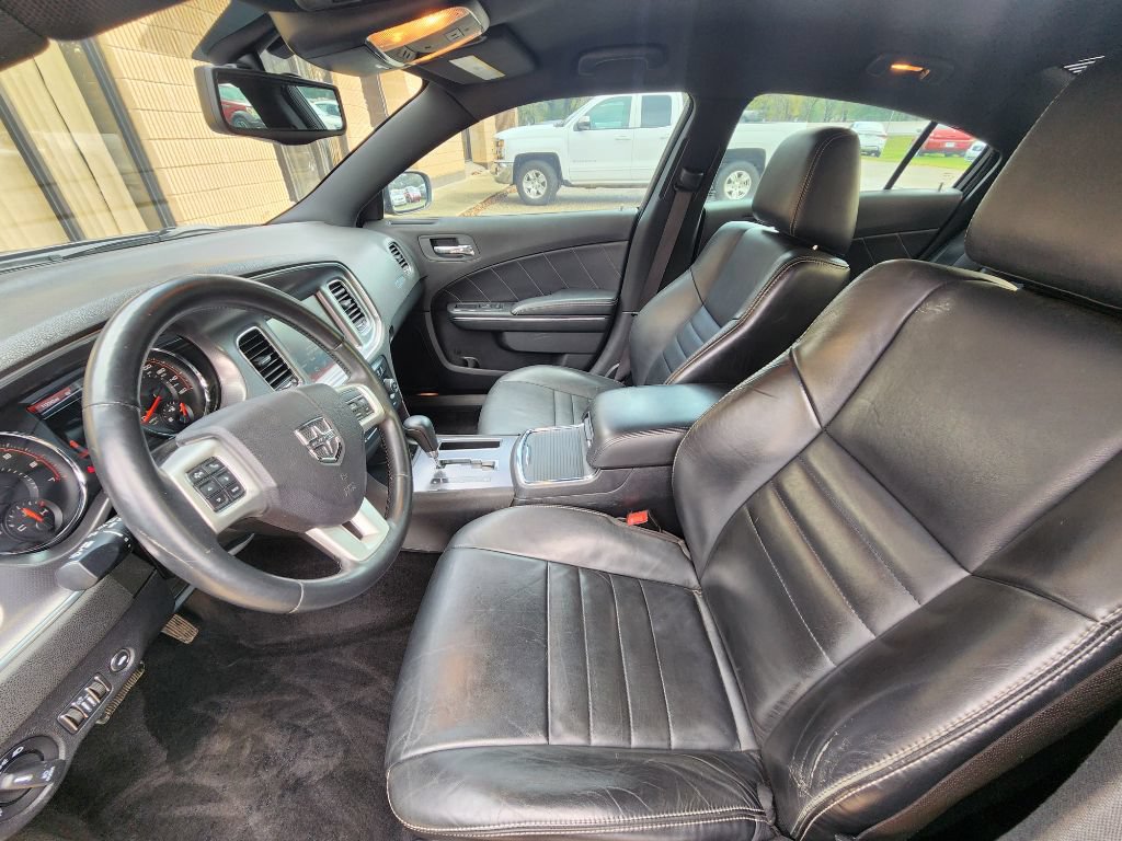Used 2014 Dodge Charger R/T RWD image 6