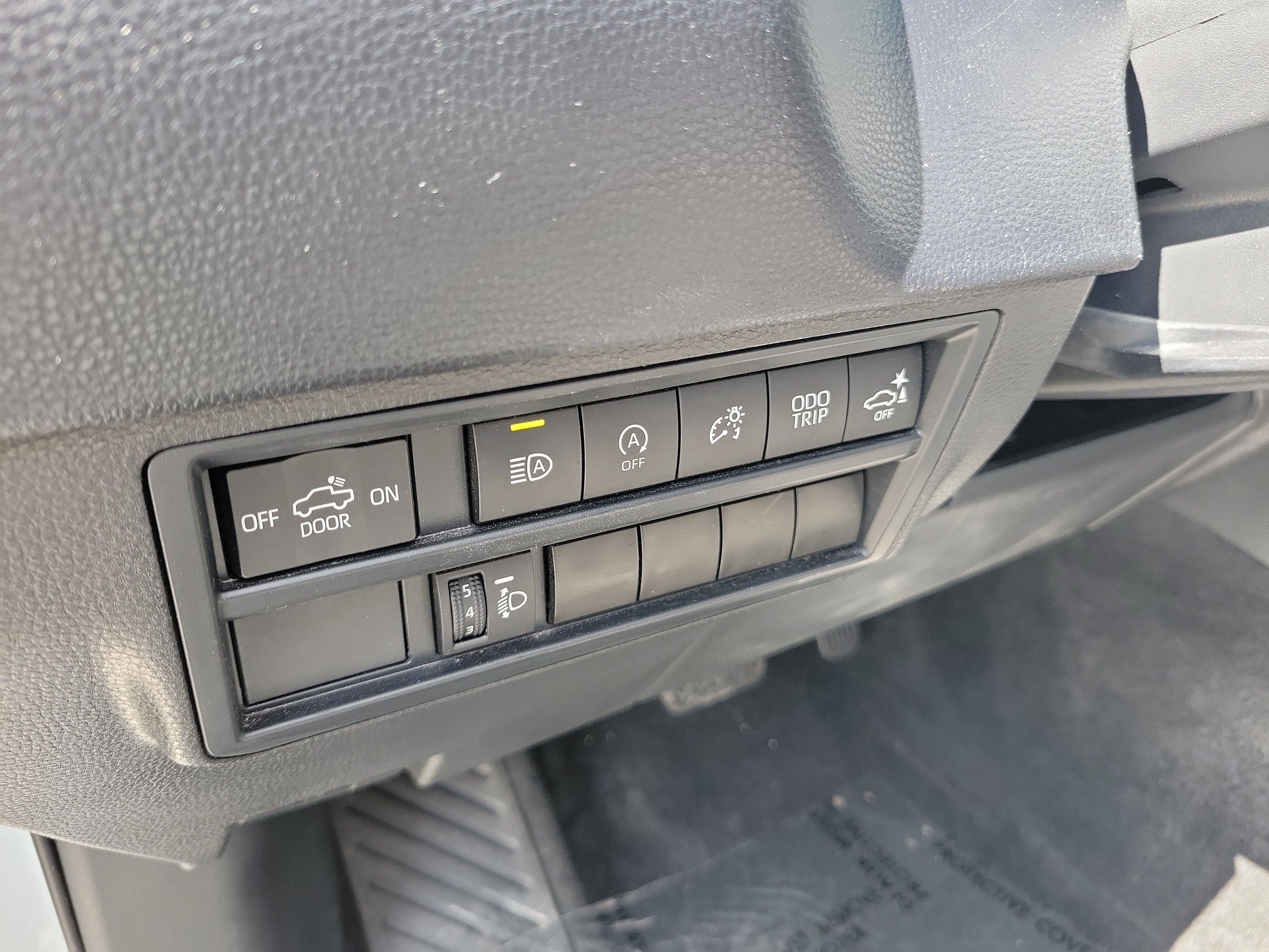 Used 2024 Toyota Tundra SR5 w/ SR5 Premium Package AWD/4WD image 23