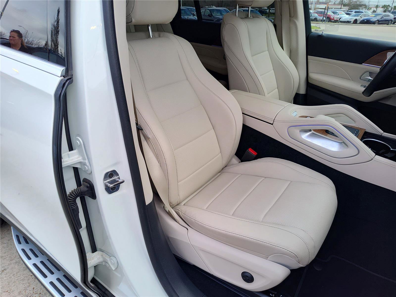 Certified 2025 Mercedes-Benz GLS 450 4MATIC image 24