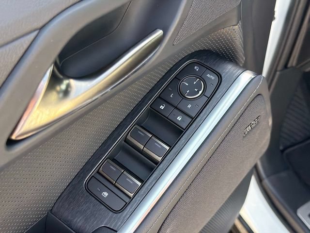 Used 2025 Lexus GX 550 AWD/4WD image 20