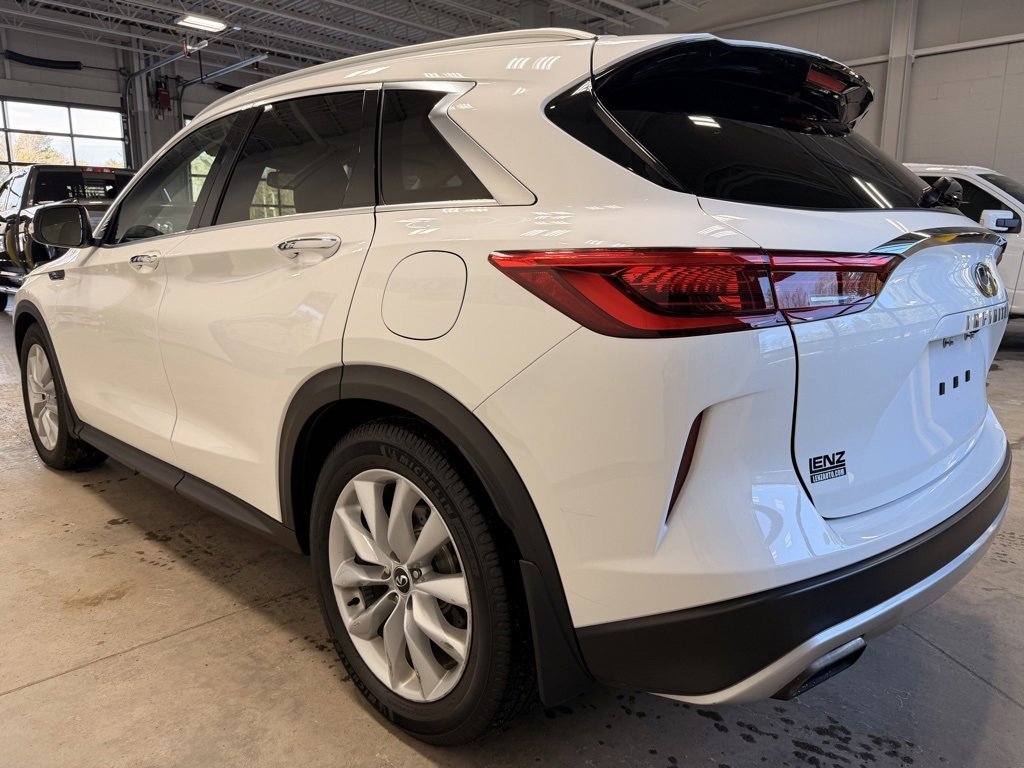 Used 2019 INFINITI QX50 Luxe w/ Cargo Package image 5