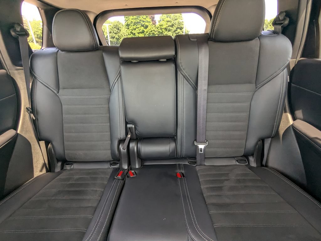 Used 2024 Mitsubishi Outlander SE AWD/4WD image 18