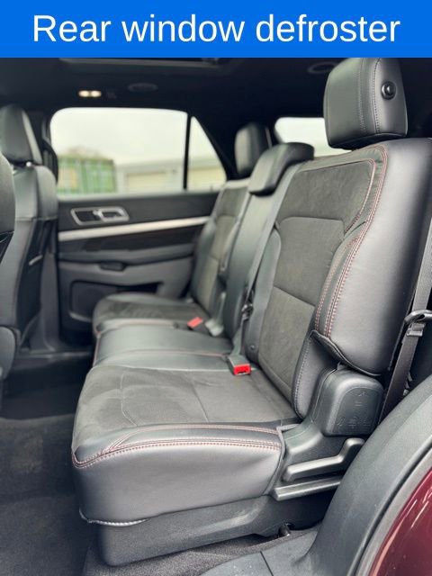 Certified 2018 Ford Explorer XLT w/ Equipment Group 202A image 28