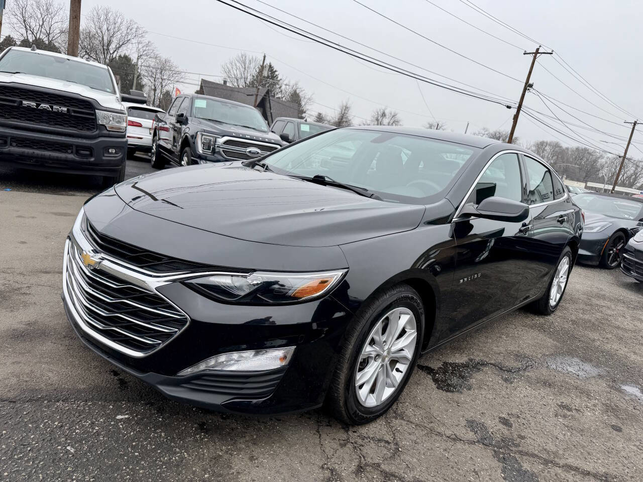 Used 2022 Chevrolet Malibu LT image 3