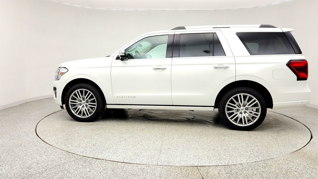 Used 2024 Ford Expedition Platinum AWD/4WD image 8