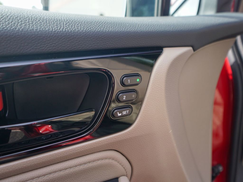 Used 2023 Honda Odyssey Elite image 17