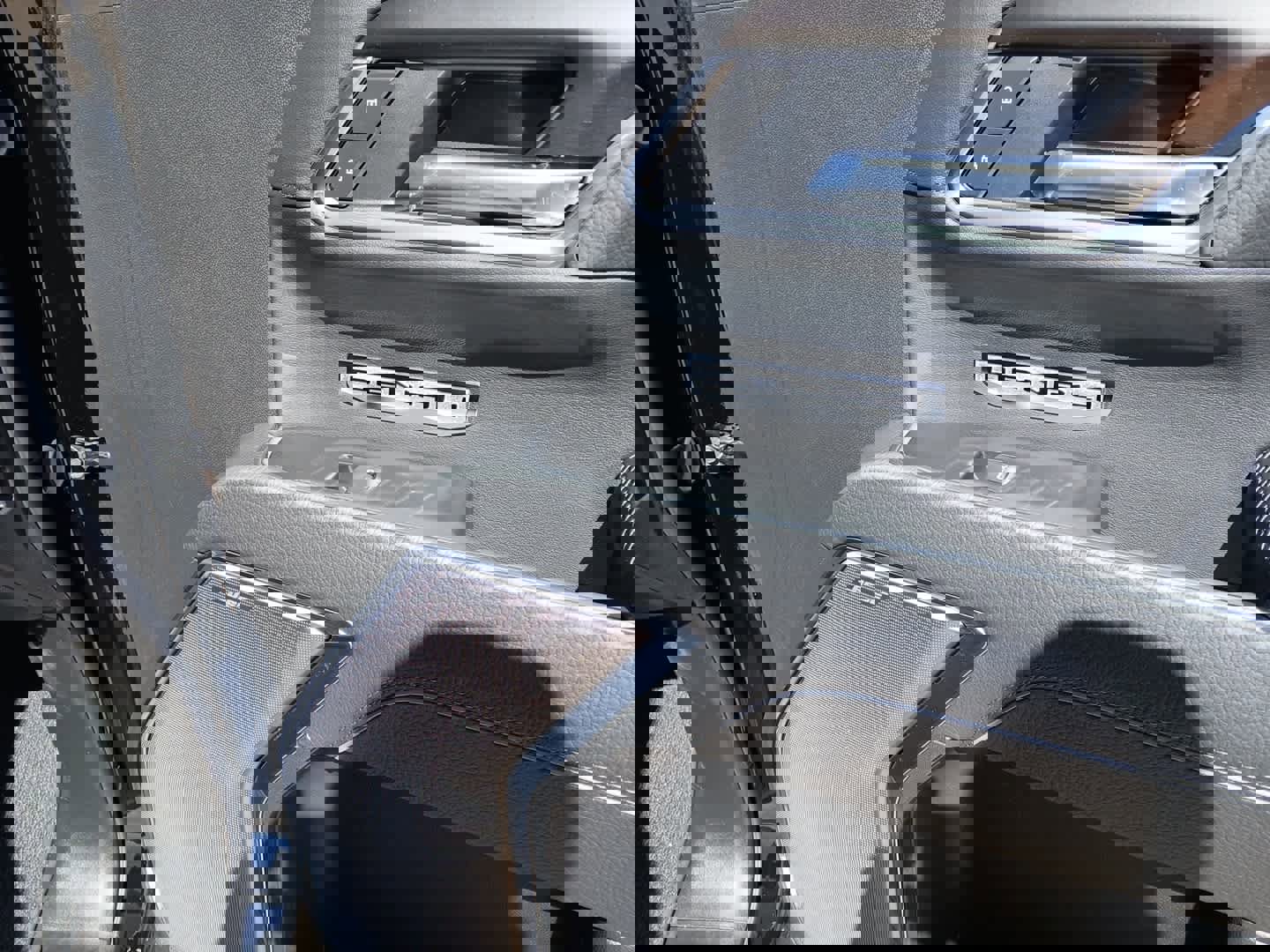 New 2026 GMC Sierra 1500 Denali w/ Denali Reserve Package image 45