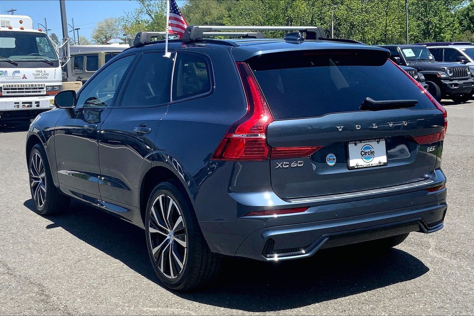 Used 2025 Volvo XC60 B5 Plus w/ Climate Package AWD/4WD image 10