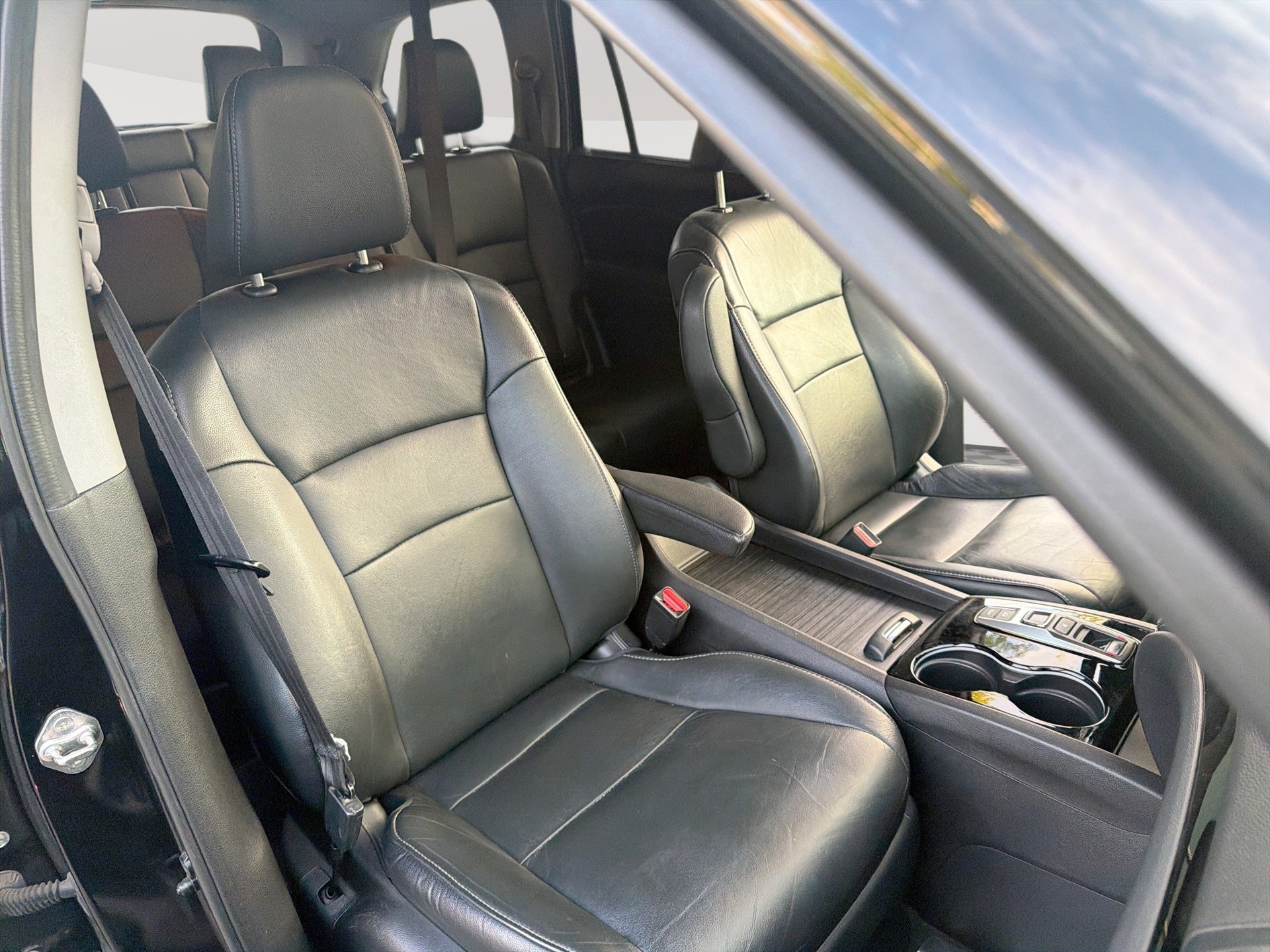 Used 2019 Honda Pilot Touring image 28