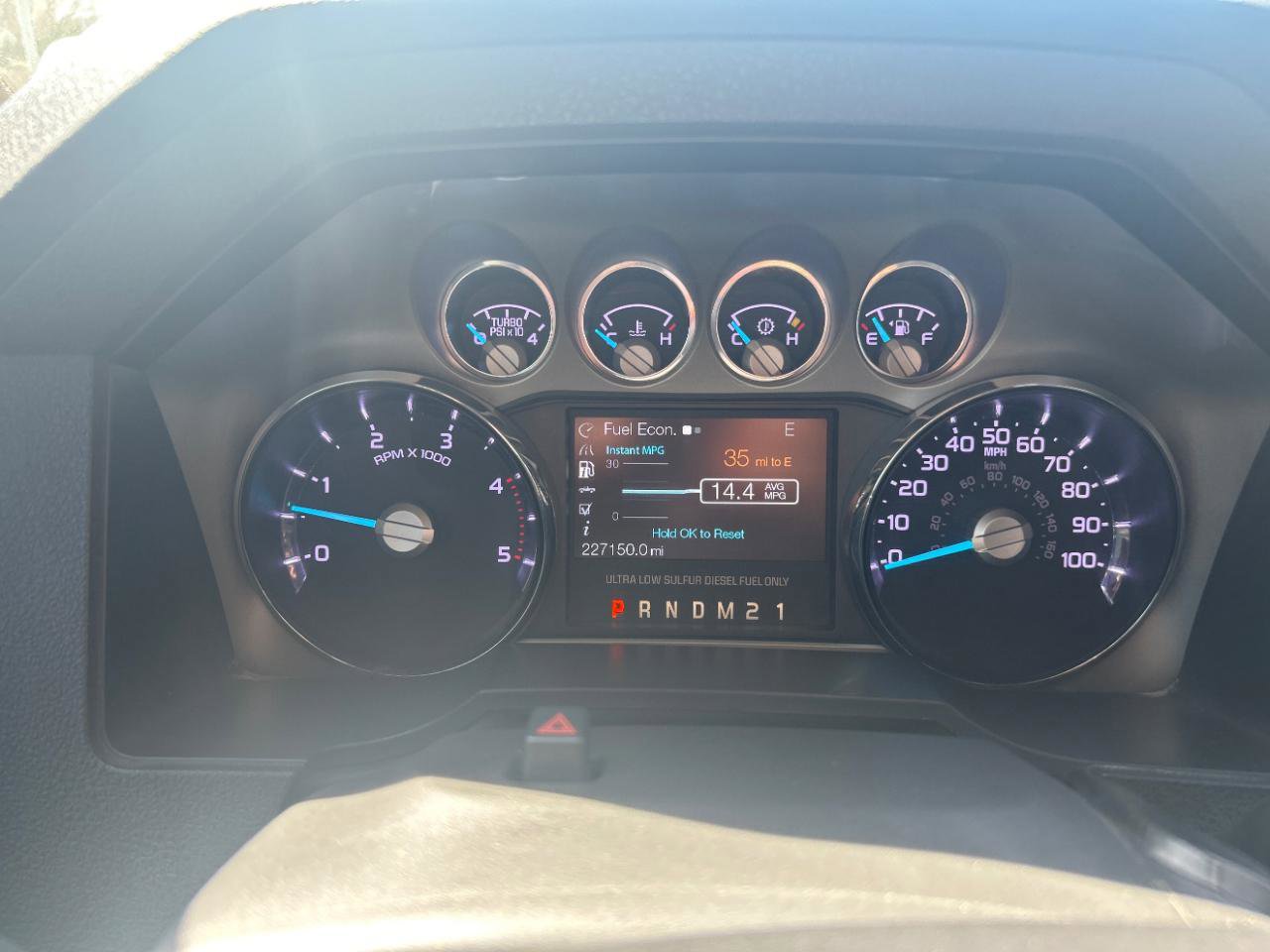 Used 2012 Ford F250 Lariat w/ Lariat Interior Pkg image 14