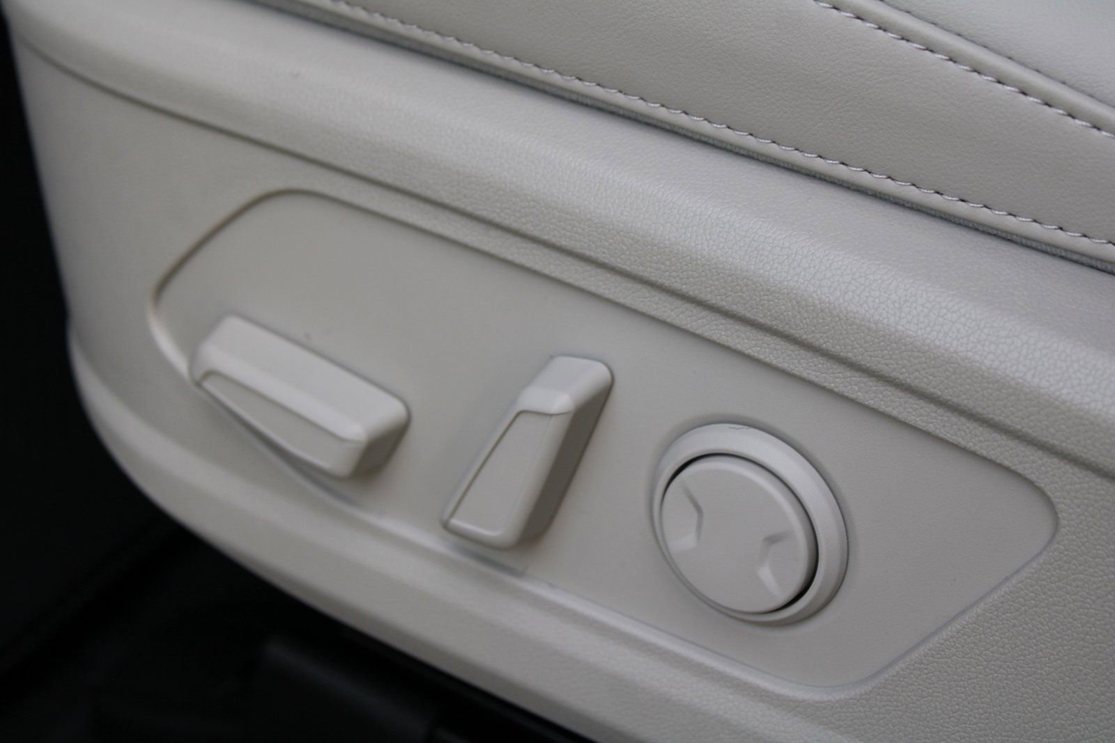 New 2026 Kia Sorento X-Line EX image 23