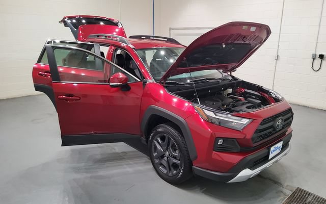 Used 2024 Toyota RAV4 Adventure AWD/4WD image 12