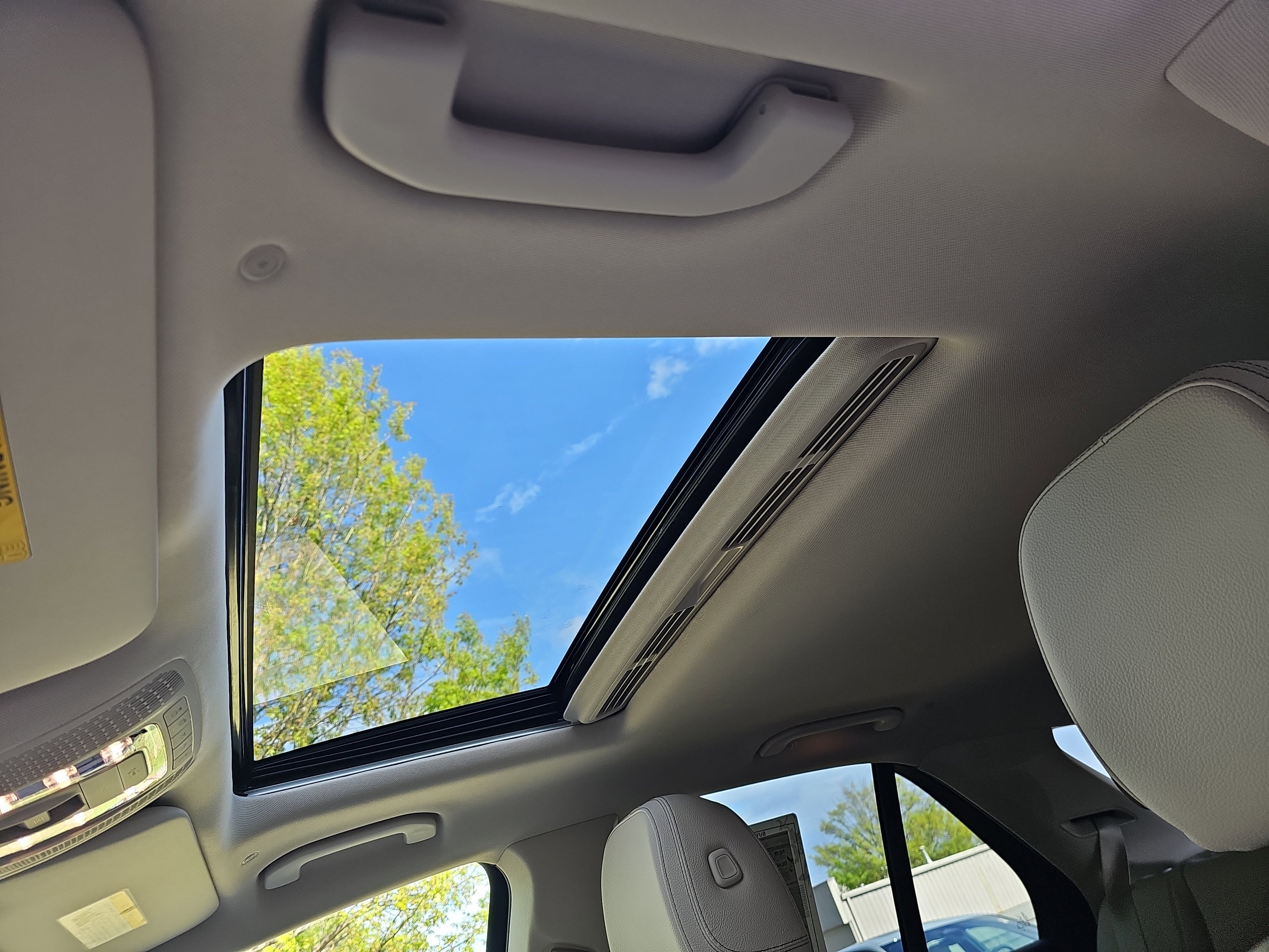 Certified 2026 Mercedes-Benz GLE 350 4MATIC image 30