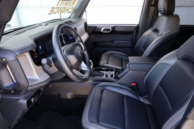 Used 2025 Ford Bronco Outer Banks image 10