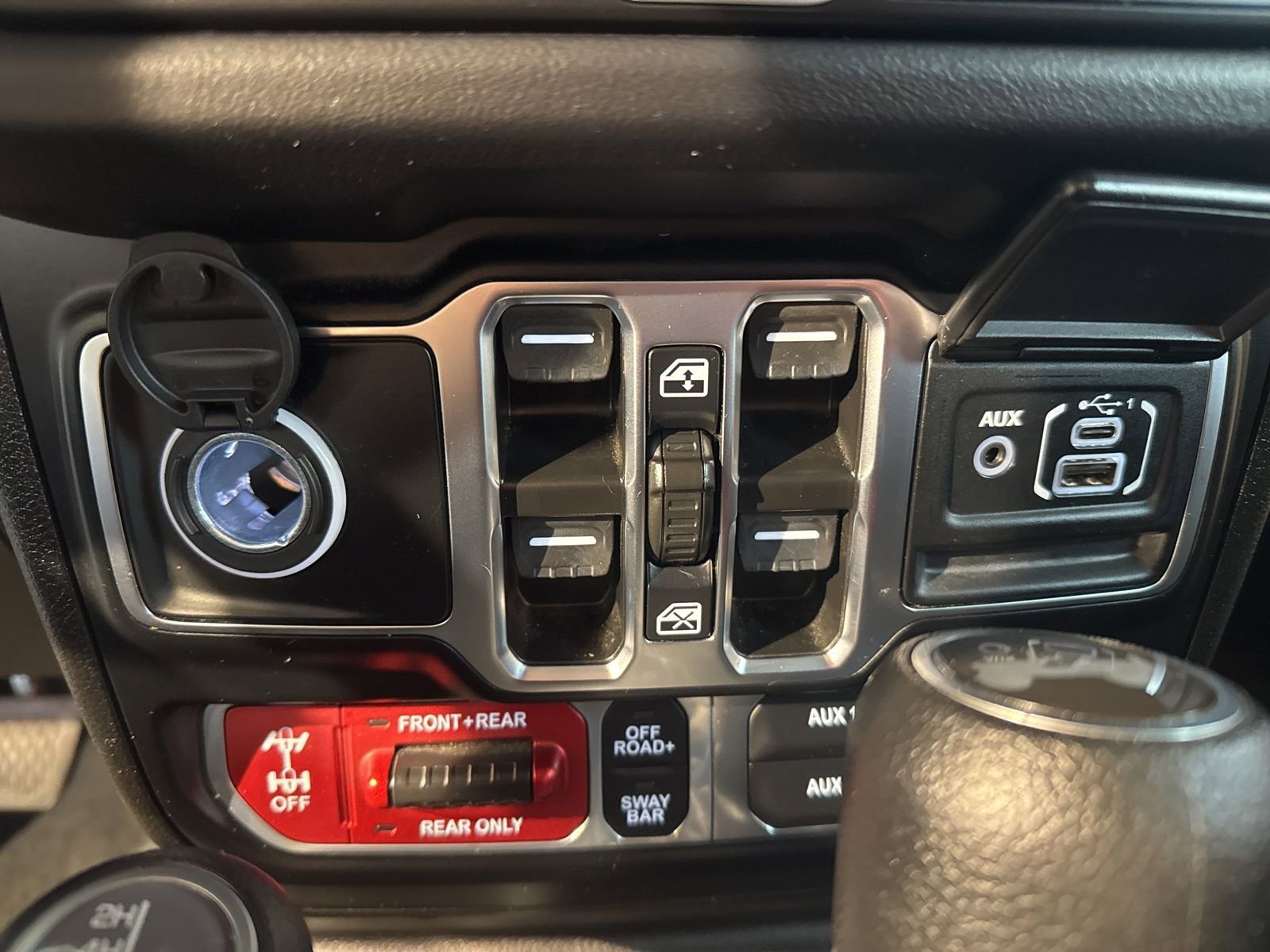 Used 2024 Jeep Wrangler Unlimited Rubicon image 29