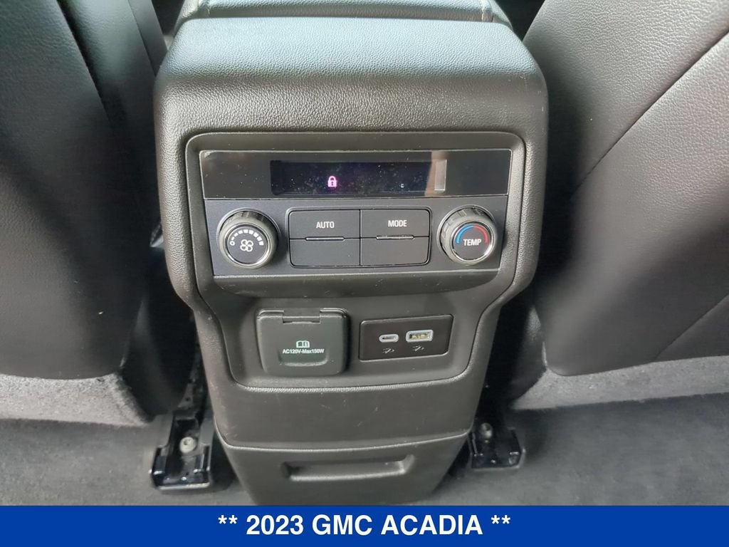 Used 2023 GMC Acadia SLT FWD image 25
