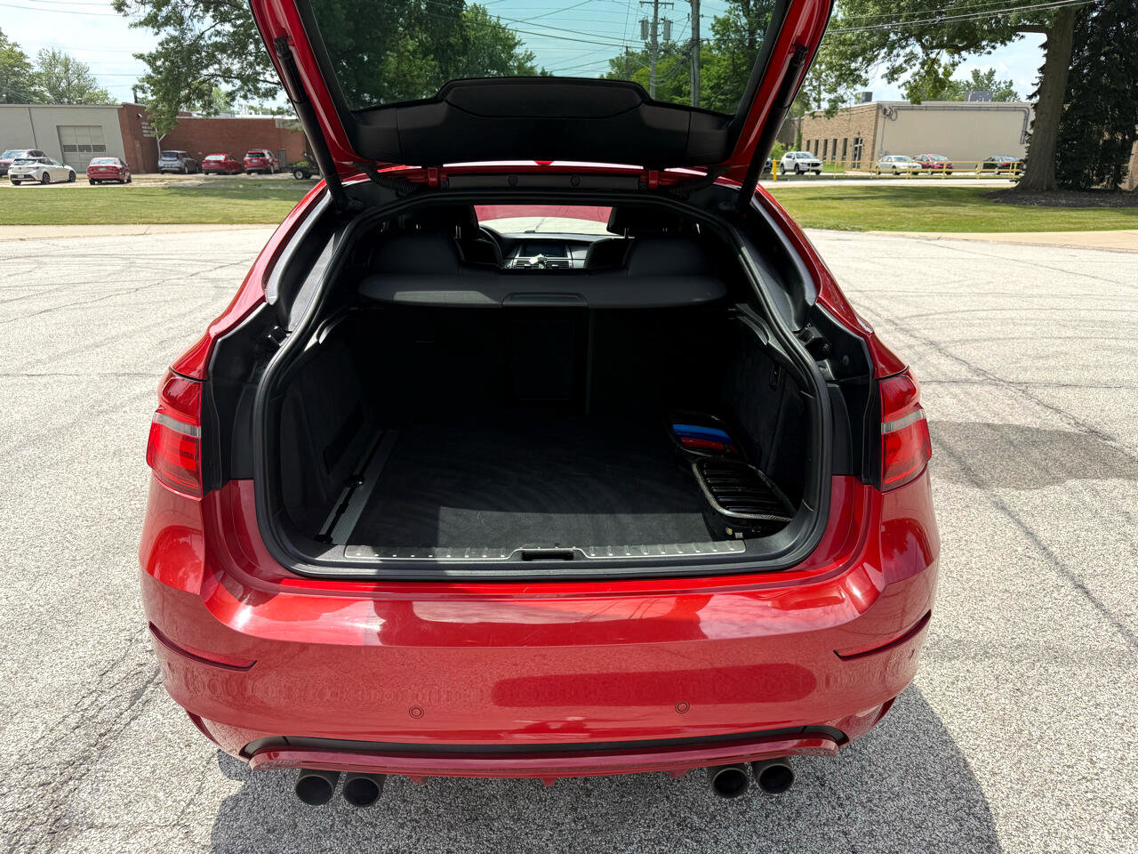 Used 2013 BMW X6 M M image 18