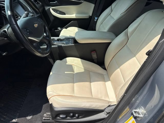 Used 2019 Chevrolet Impala Premier FWD image 9