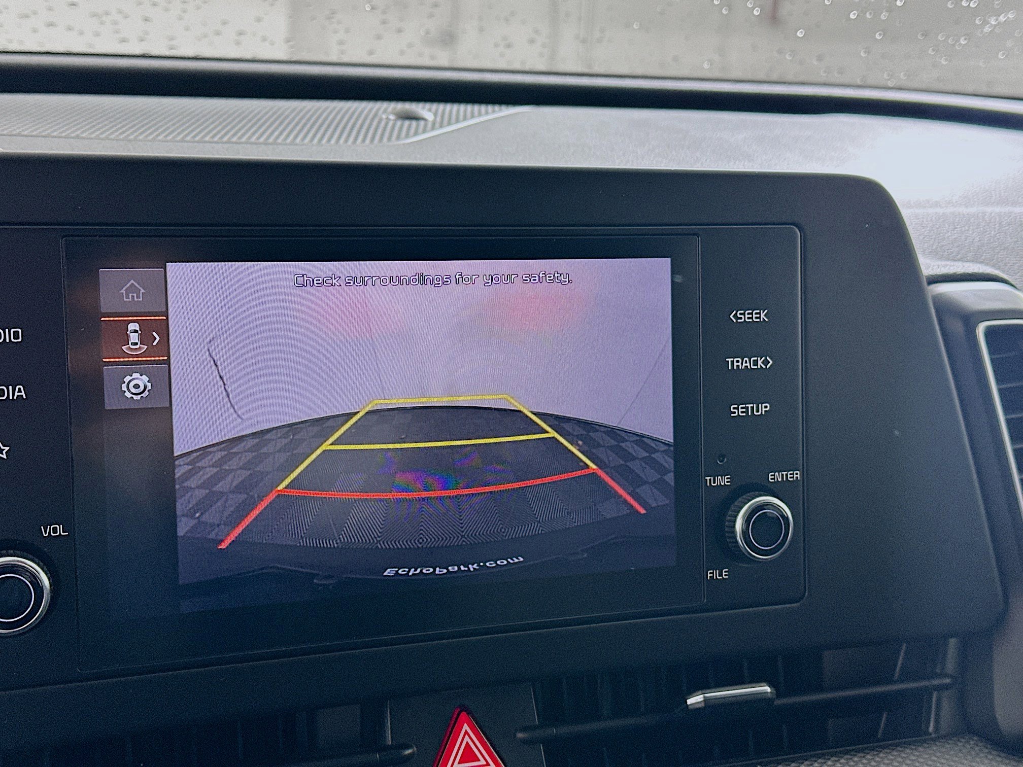 Used 2025 Kia Sportage LX image 23