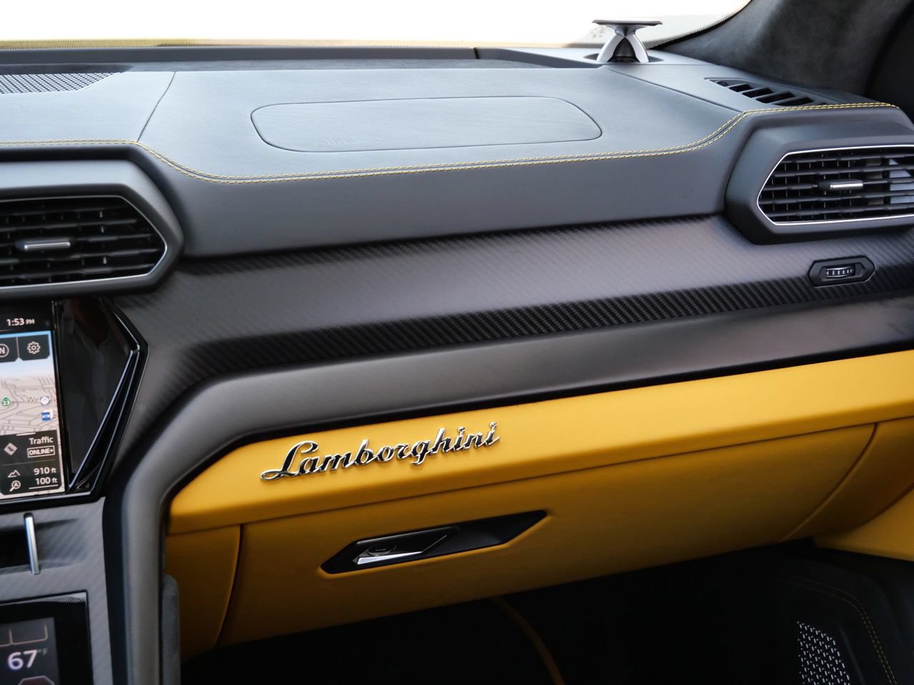Used 2024 Lamborghini Urus S AWD/4WD image 24
