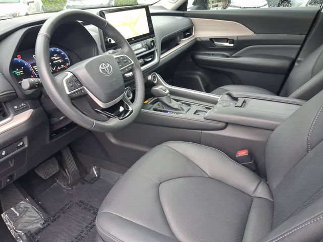 Used 2026 Toyota Grand Highlander AWD image 11