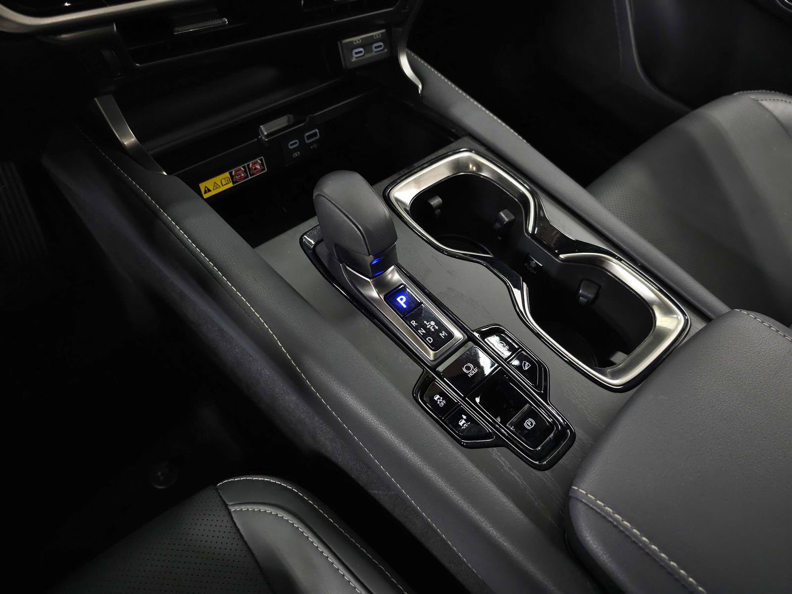 Used 2025 Lexus RX 350 F Sport w/ Accessory Package (Z1) AWD/4WD image 27