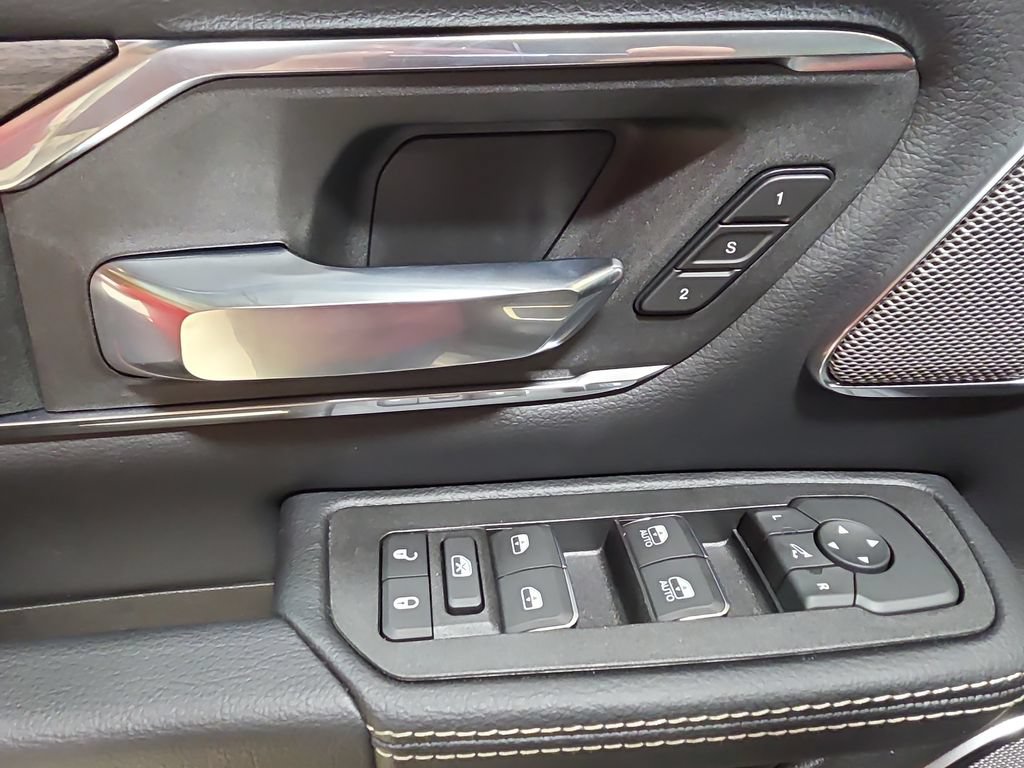 New 2027 RAM 1500 Laramie w/ Night Edition AWD/4WD image 10