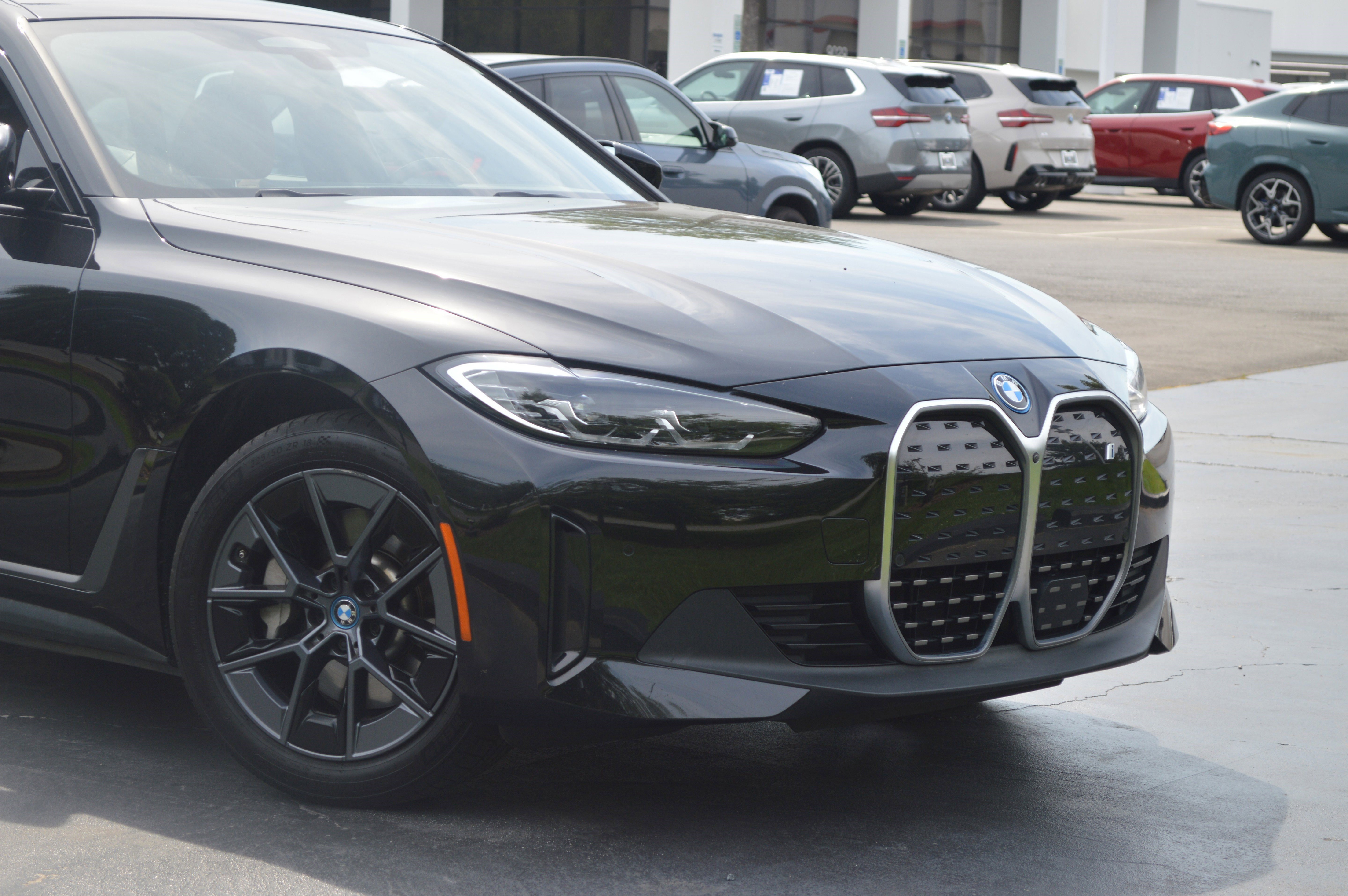 Certified 2023 BMW i4 eDrive35 RWD image 2