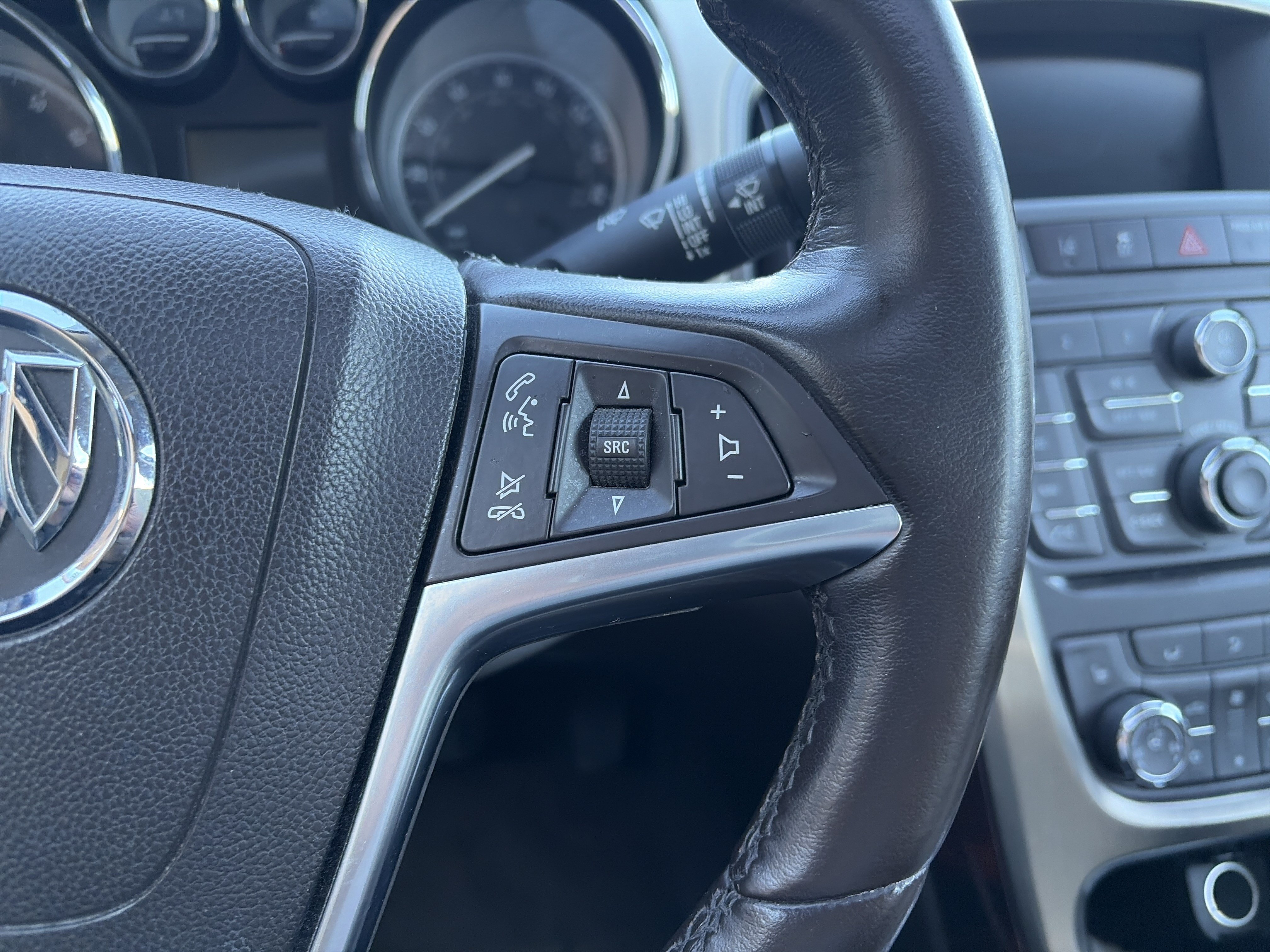 Used 2016 Buick Verano Leather w/ Experience Buick Package FWD image 19