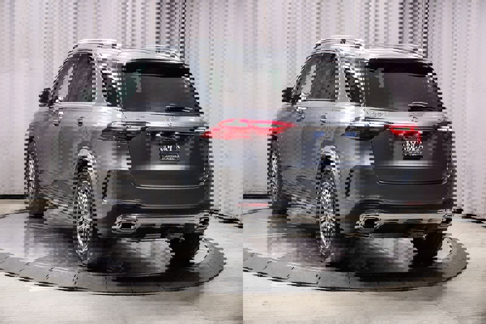 Used 2026 Mercedes-Benz GLE 450 4MATIC image 2