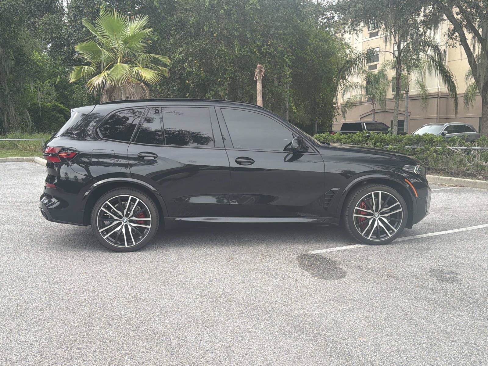Used 2025 BMW X5 M60i w/ Climate Comfort Package AWD/4WD image 2