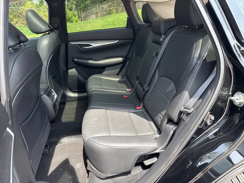 Used 2023 INFINITI QX50 Luxe AWD/4WD image 25
