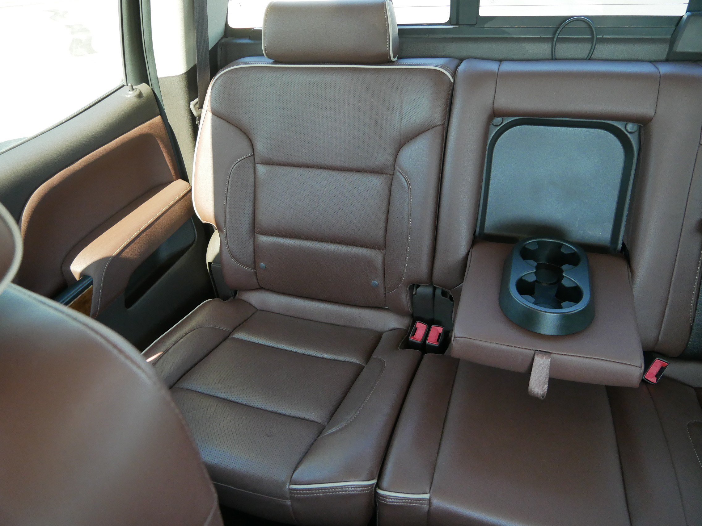 Used 2014 Chevrolet Silverado 1500 High Country w/ High Country Premium Package AWD/4WD image 12