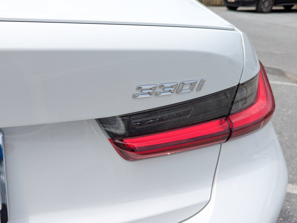 New 2026 BMW 330i xDrive Sedan w/ M Sport Package AWD/4WD image 7