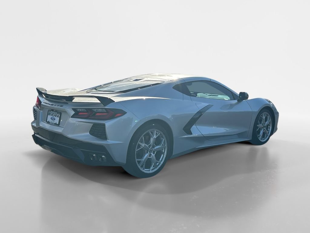 Used 2020 Chevrolet Corvette Stingray Preferred Cpe w/ 2LT Preferred Equipment Group RWD image 31