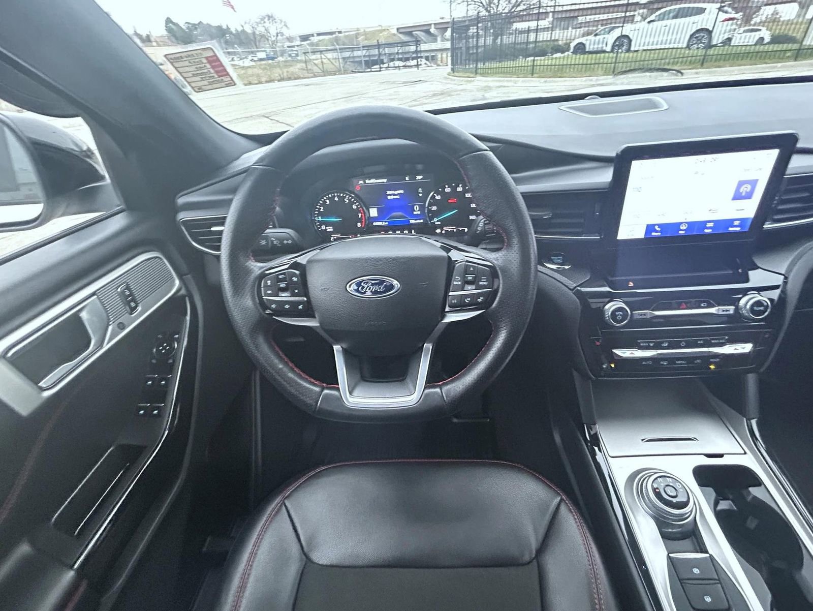 Used 2023 Ford Explorer ST-Line w/ Class IV Trailer Tow Package image 13