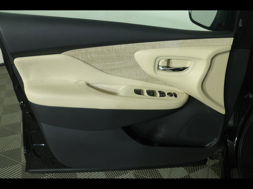 Used 2024 Nissan Murano SV AWD/4WD image 21