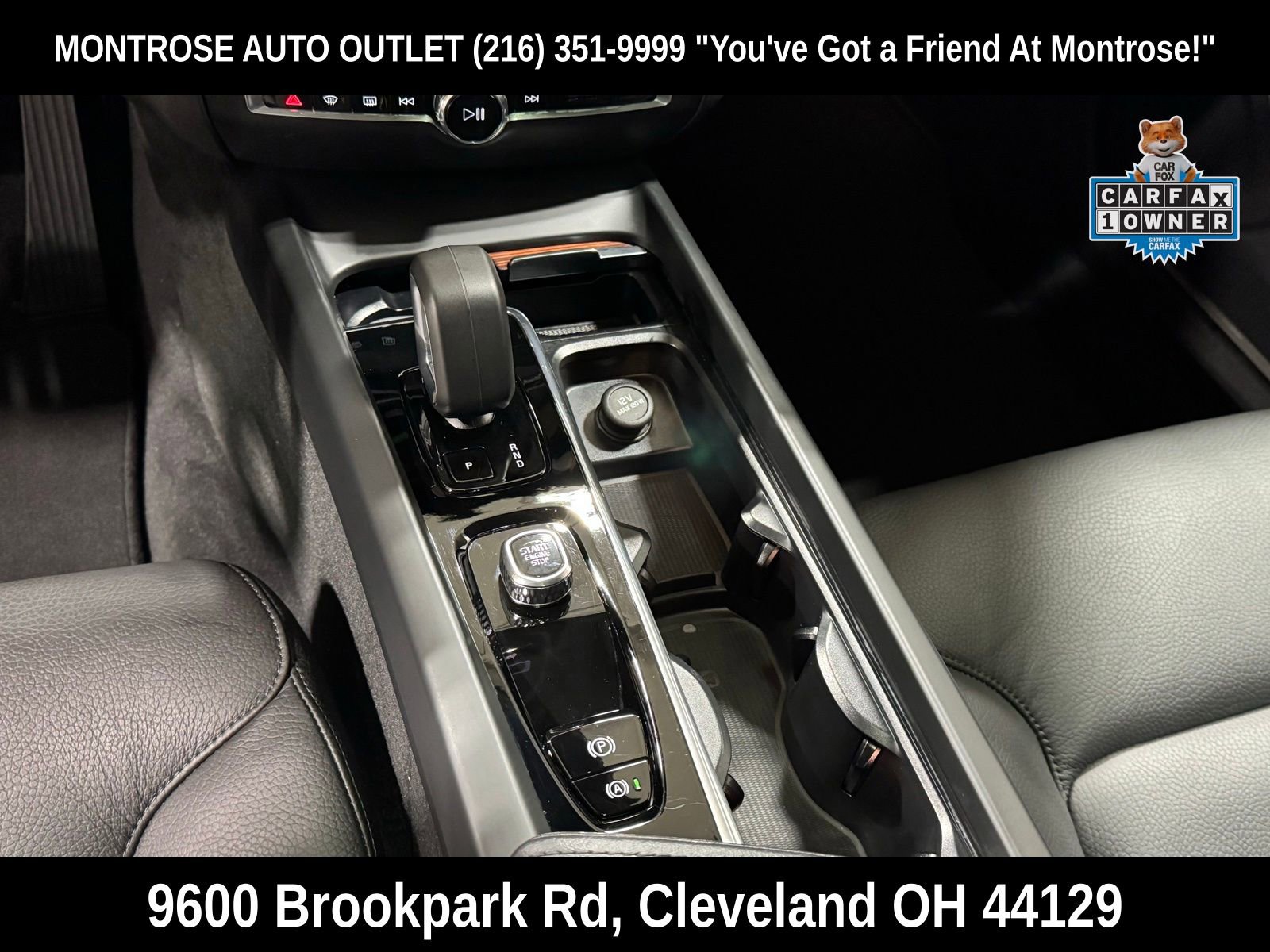 Used 2025 Volvo V60 B5 Cross Country Plus image 22