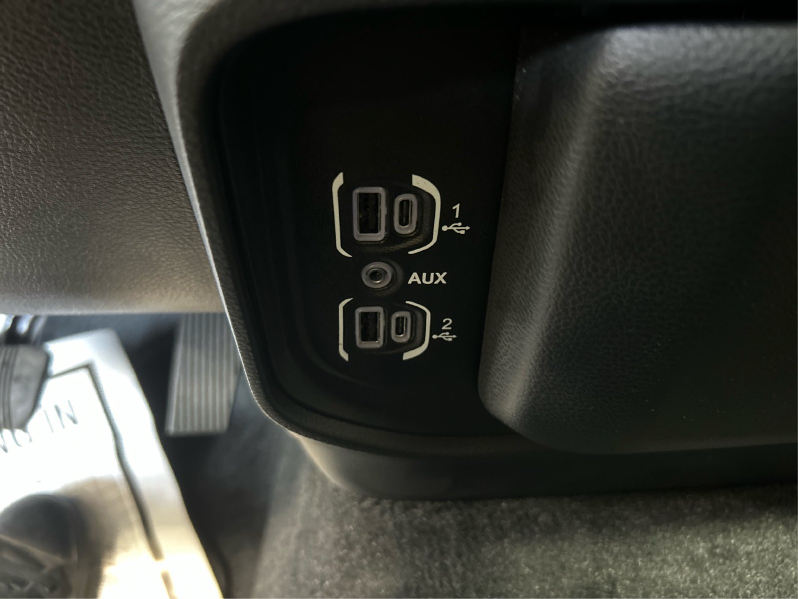 New 2026 RAM 1500 Tradesman AWD/4WD image 32