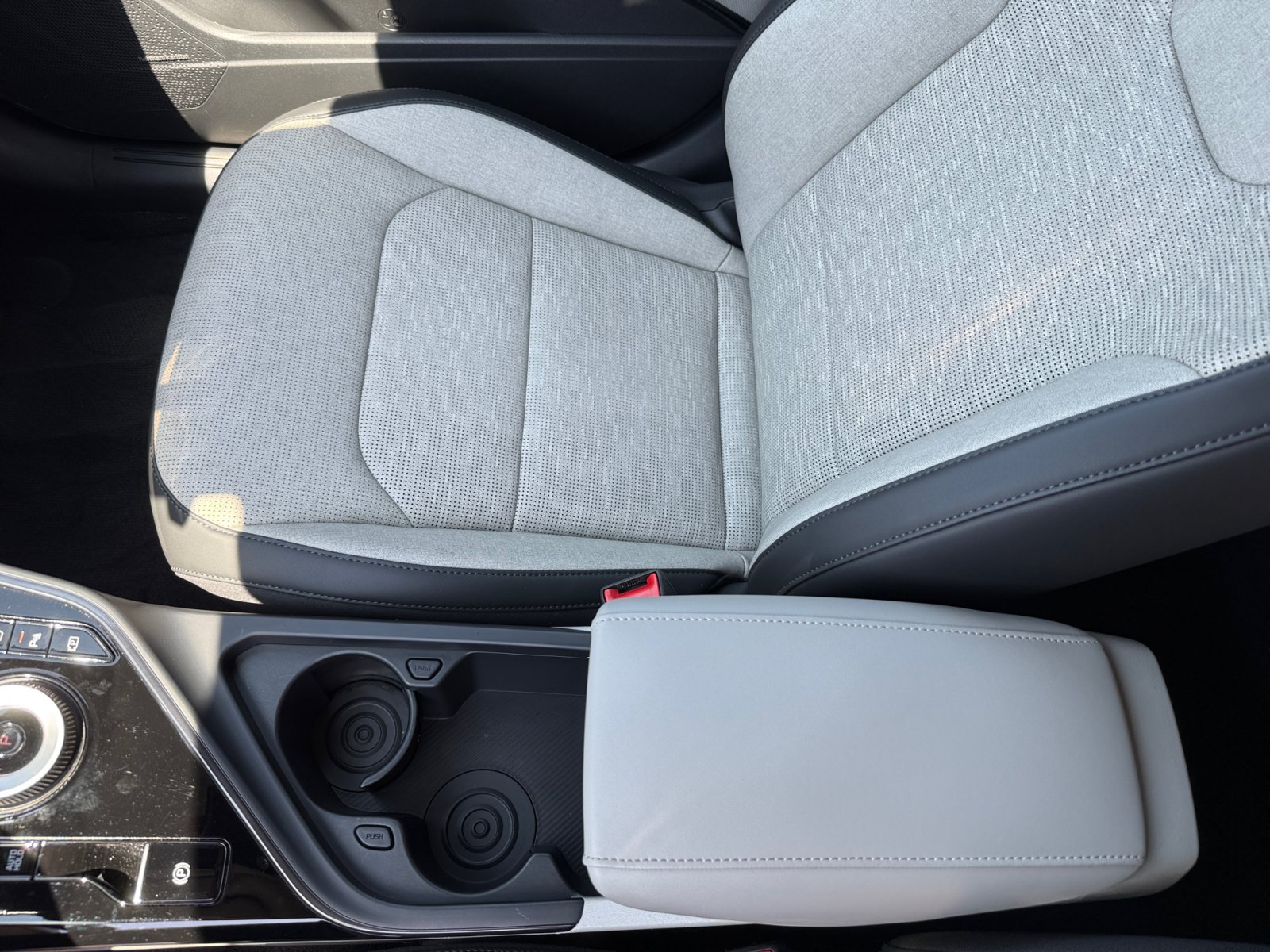 Certified 2024 Kia Niro Wave FWD image 14