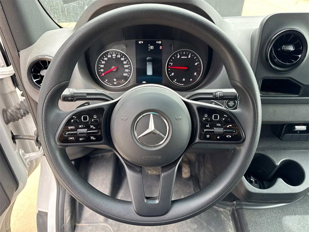 Used 2022 Mercedes-Benz Sprinter 3500 image 28