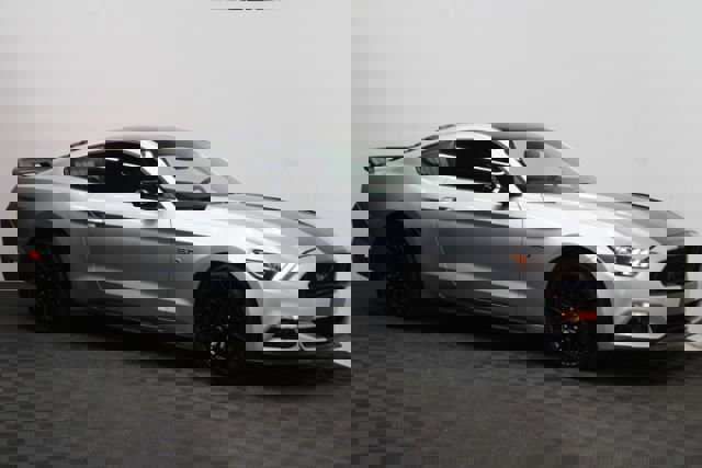 Used 2017 Ford Mustang GT w/ GT Performance Package image 3