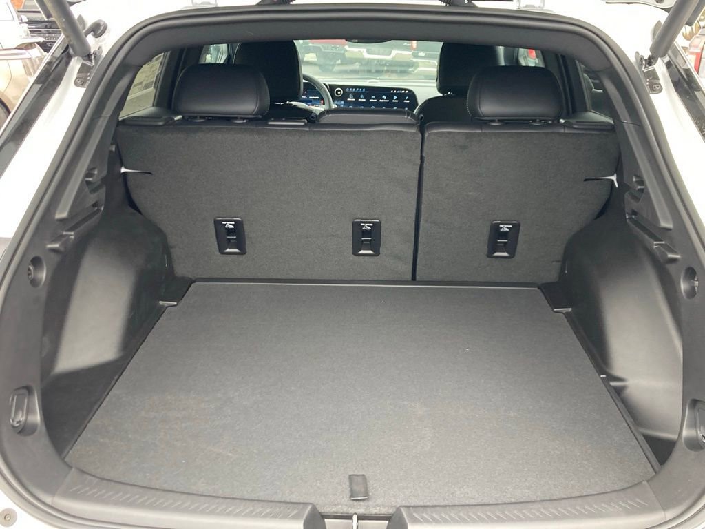 New 2026 Chevrolet Equinox EV LT image 24