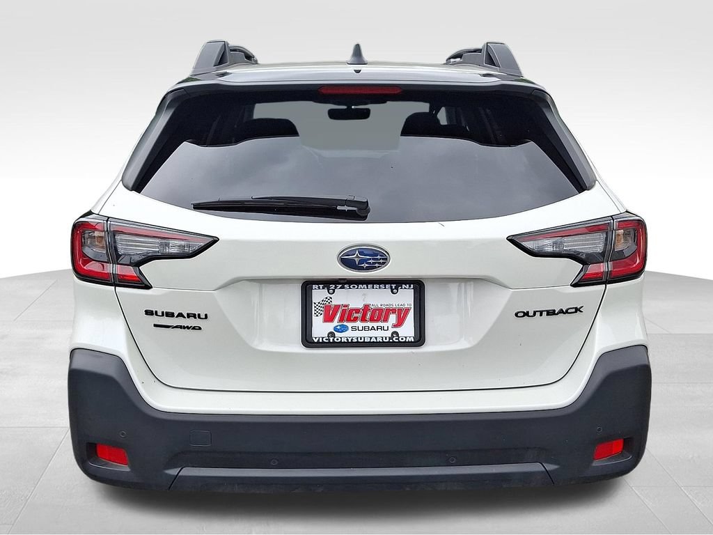 Used 2025 Subaru Outback Onyx Edition AWD/4WD image 5