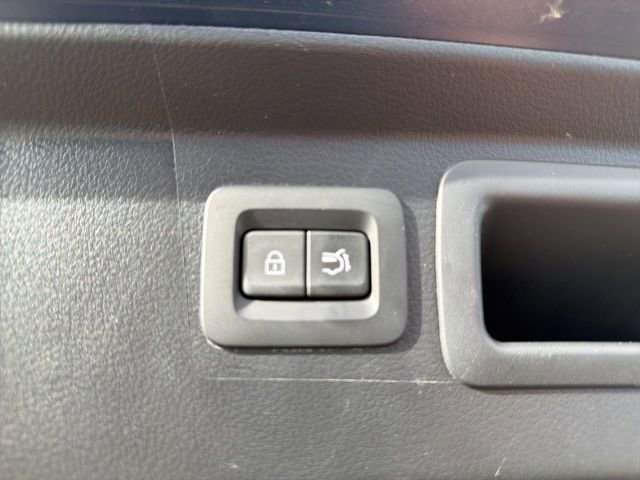 Used 2025 MAZDA CX-50 AWD 2.5 S w/ Cargo Package image 32