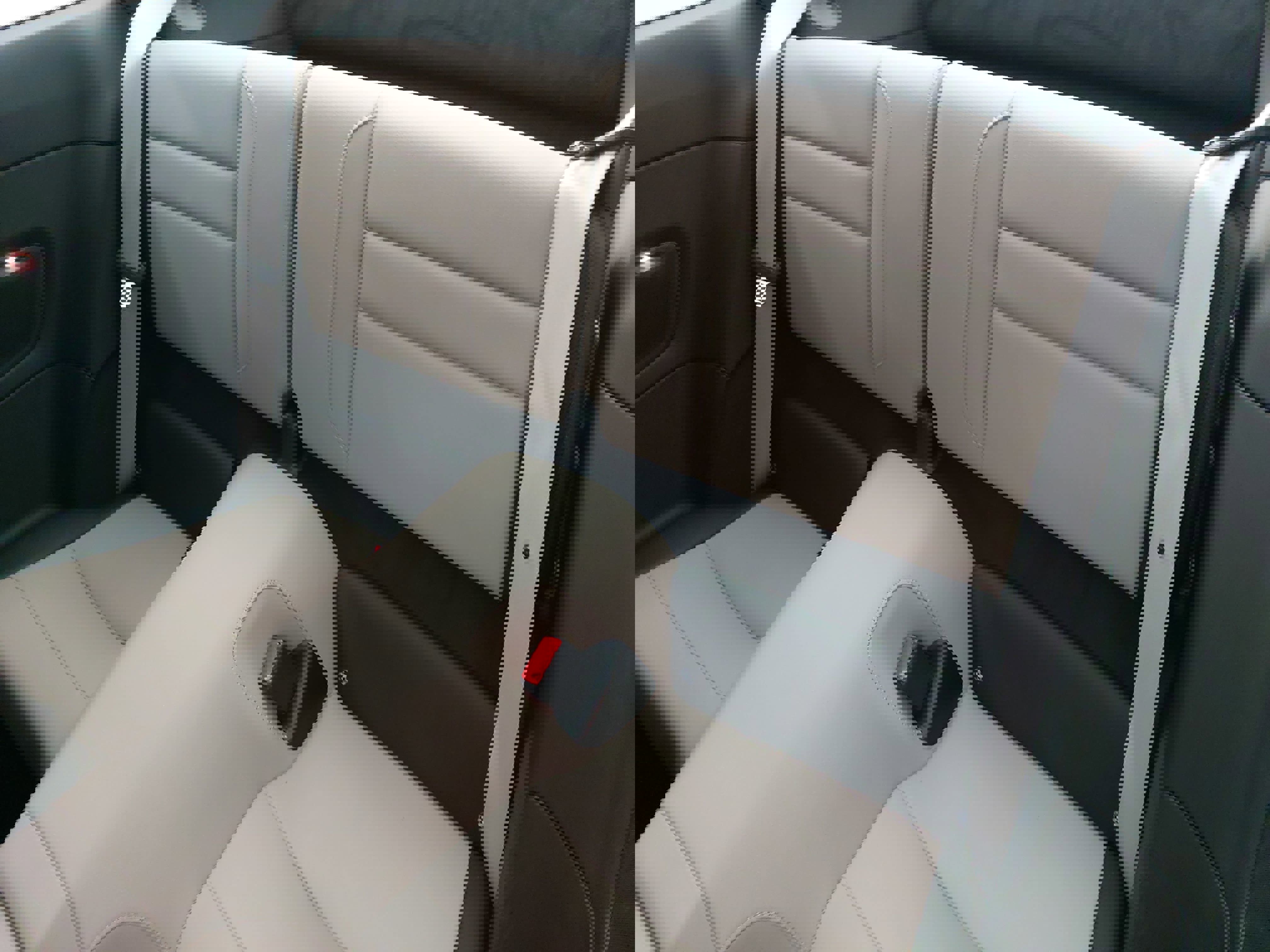 Certified 2025 Porsche 911 Carrera image 12