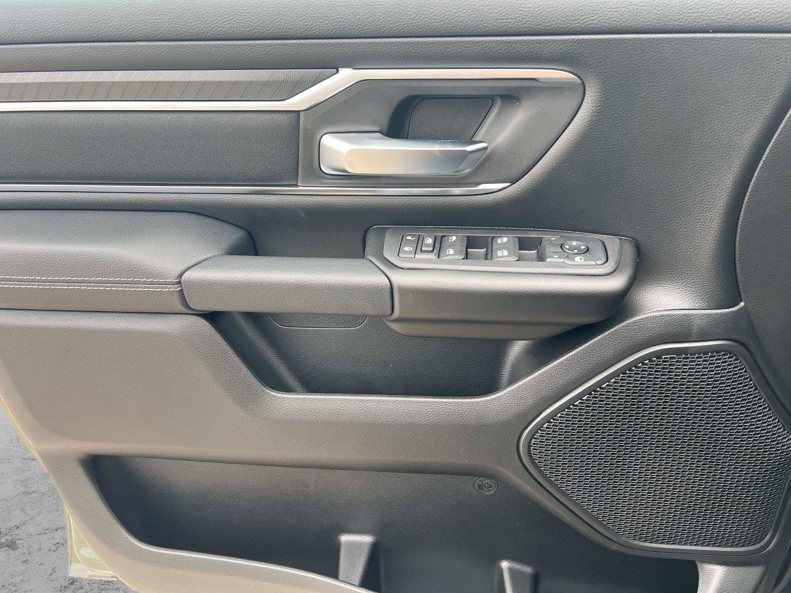 New 2026 RAM 1500 Big Horn AWD/4WD image 15