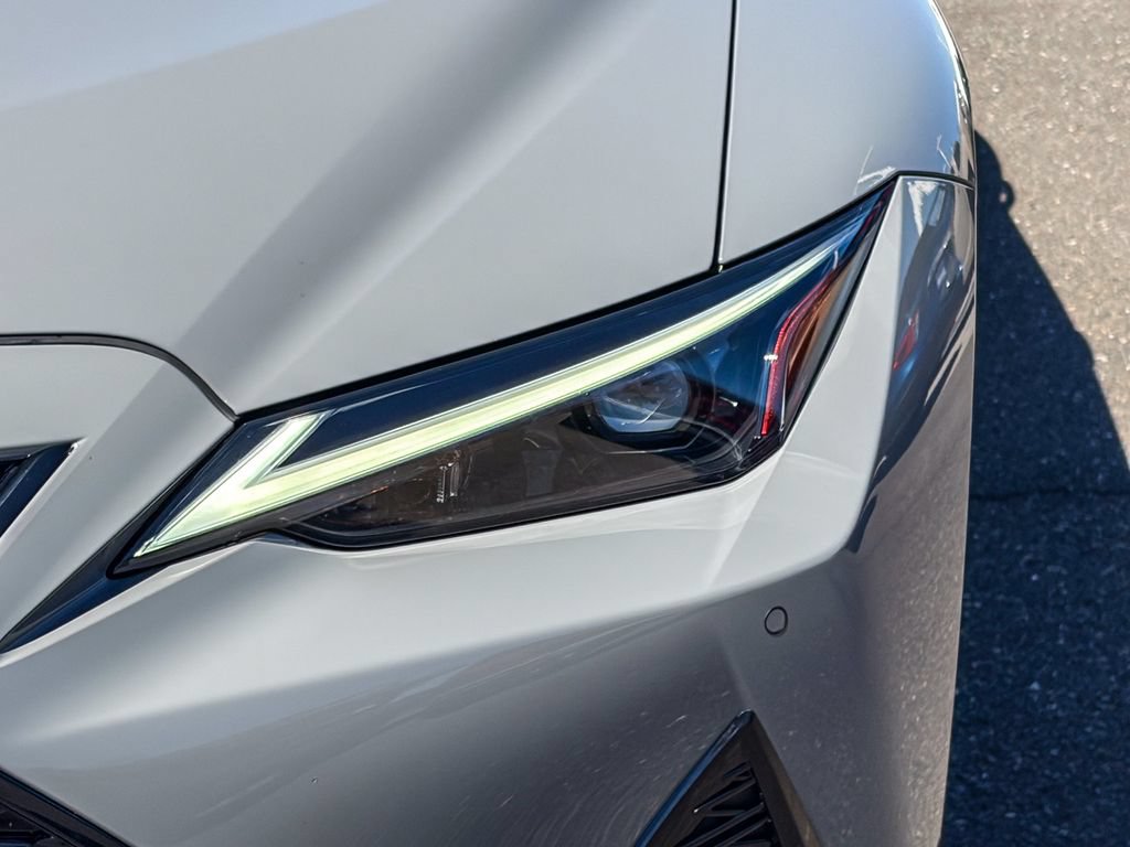 Used 2025 Lexus IS 350 F Sport w/ Accessory Package 2 RWD image 7